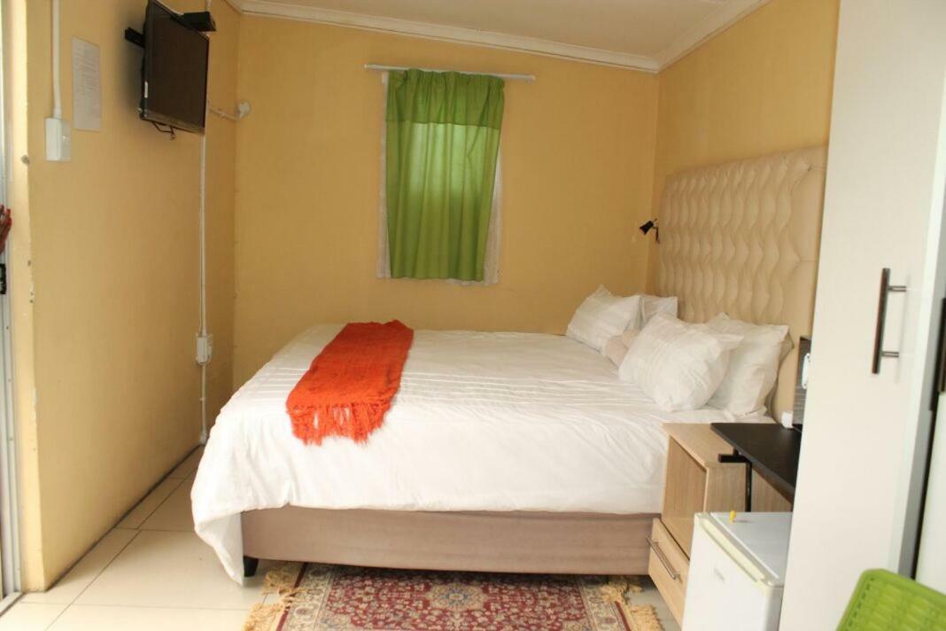 Beverly Corner Lodge Matatiele 外观 照片