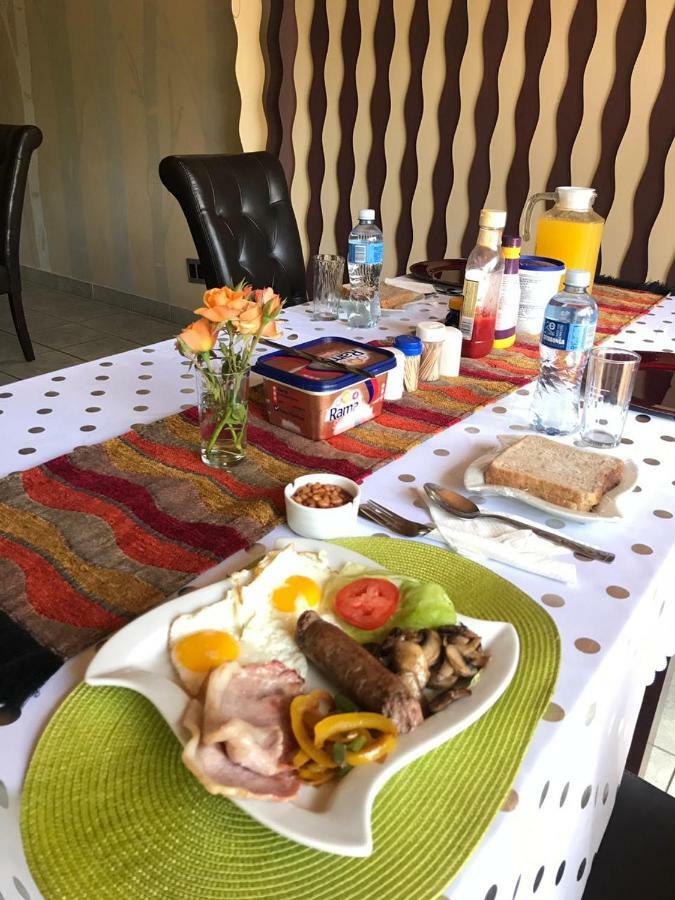 Beverly Corner Lodge Matatiele 外观 照片