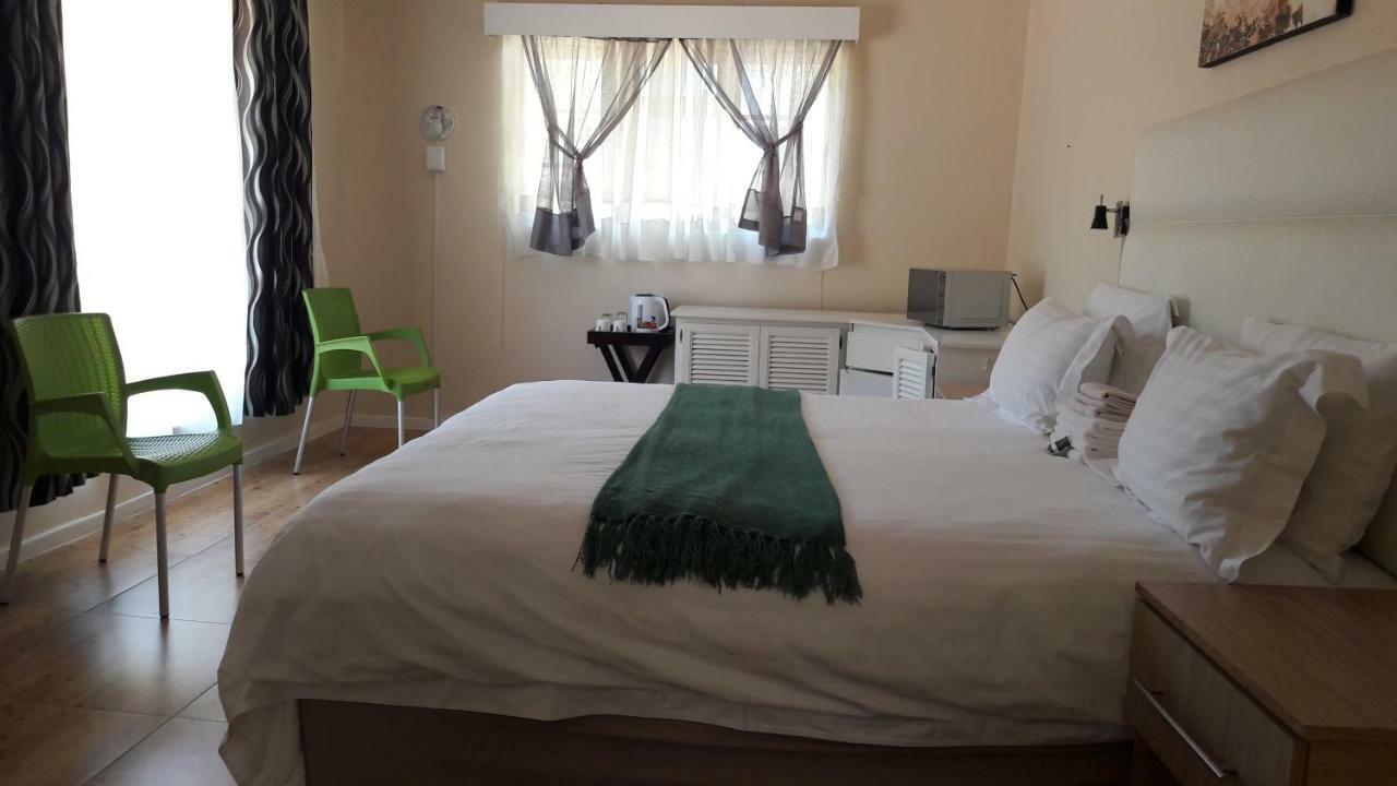 Beverly Corner Lodge Matatiele 外观 照片
